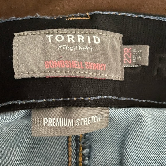 Torrid bombshell, skinny jeans-22R - Picture 2 of 5
